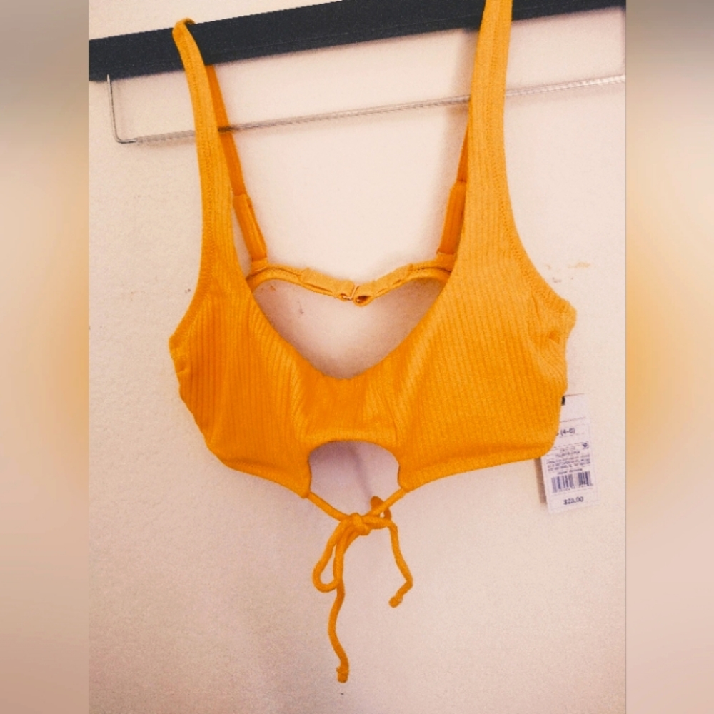 Bikini top